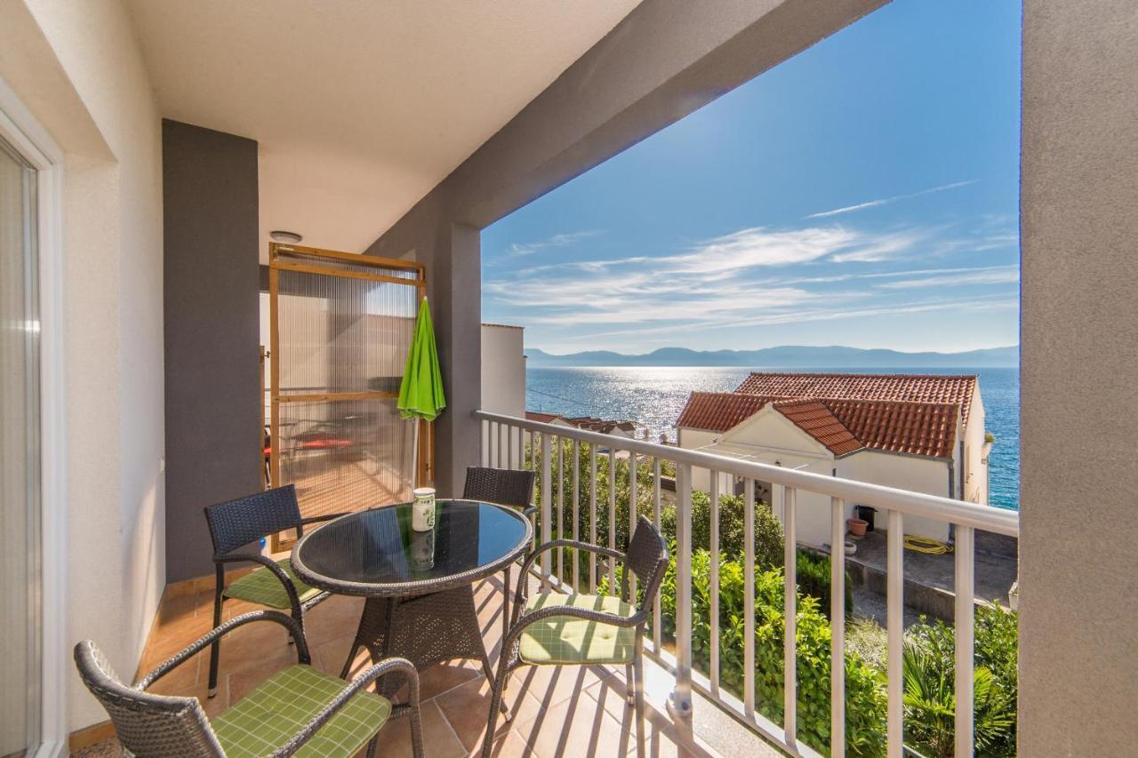 Apartments By The Sea Brist, Makarska - 11078 Екстер'єр фото
