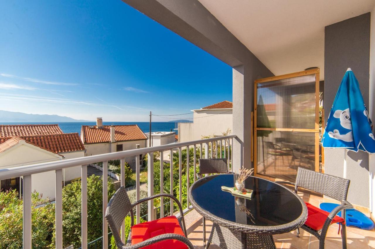 Apartments By The Sea Brist, Makarska - 11078 Екстер'єр фото
